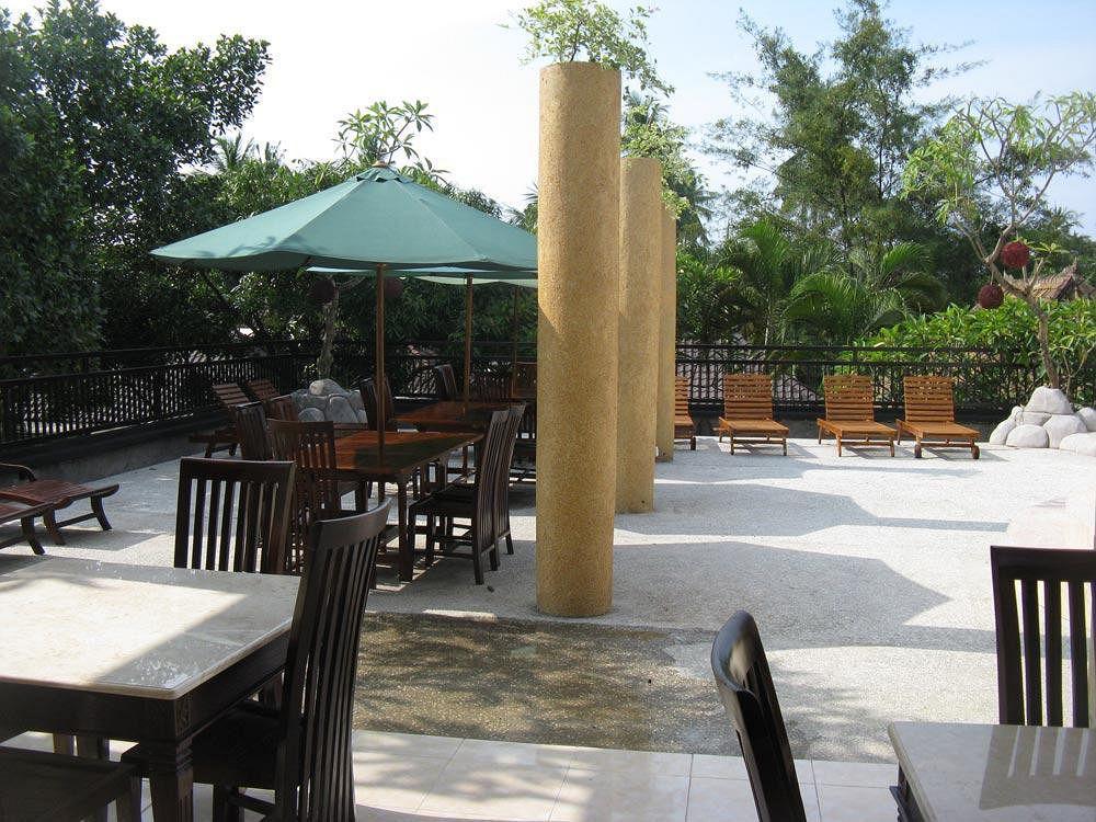 Oyo 2334 Melka Excelsior Hotel Singaraja Dış mekan fotoğraf