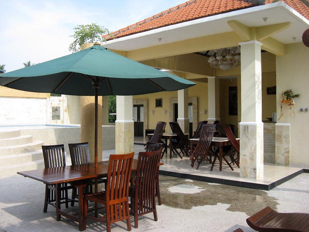 Oyo 2334 Melka Excelsior Hotel Singaraja Dış mekan fotoğraf