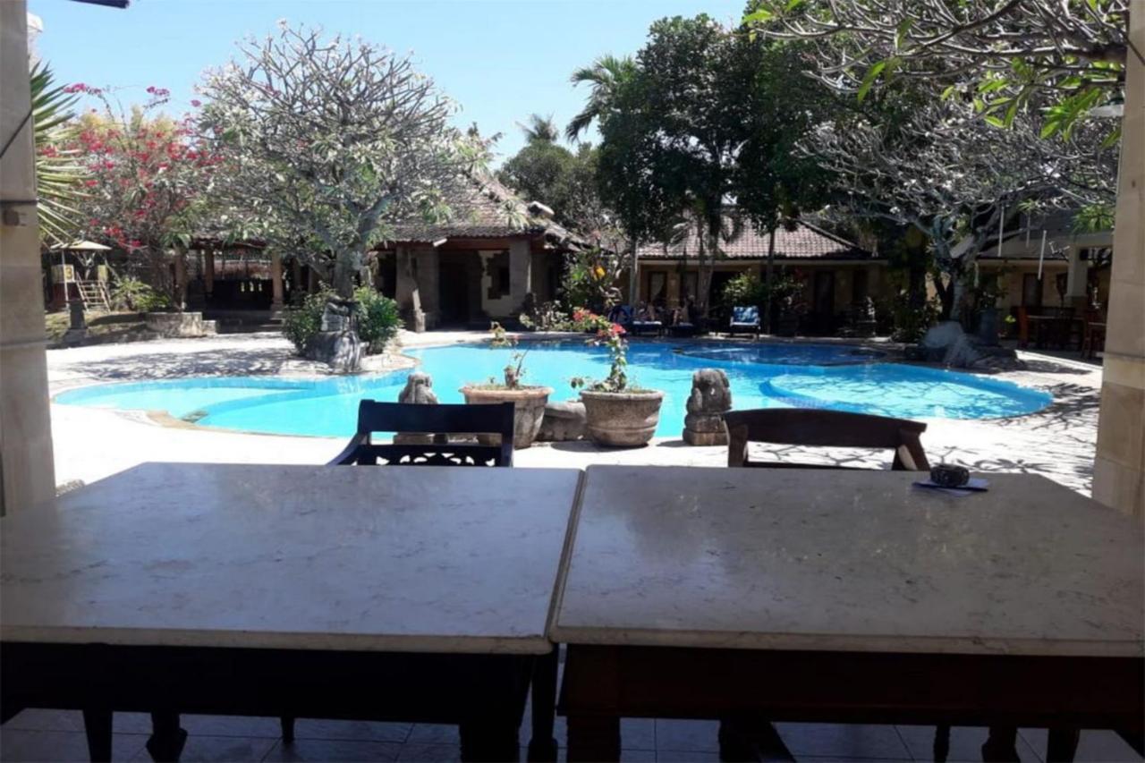 Oyo 2334 Melka Excelsior Hotel Singaraja Dış mekan fotoğraf