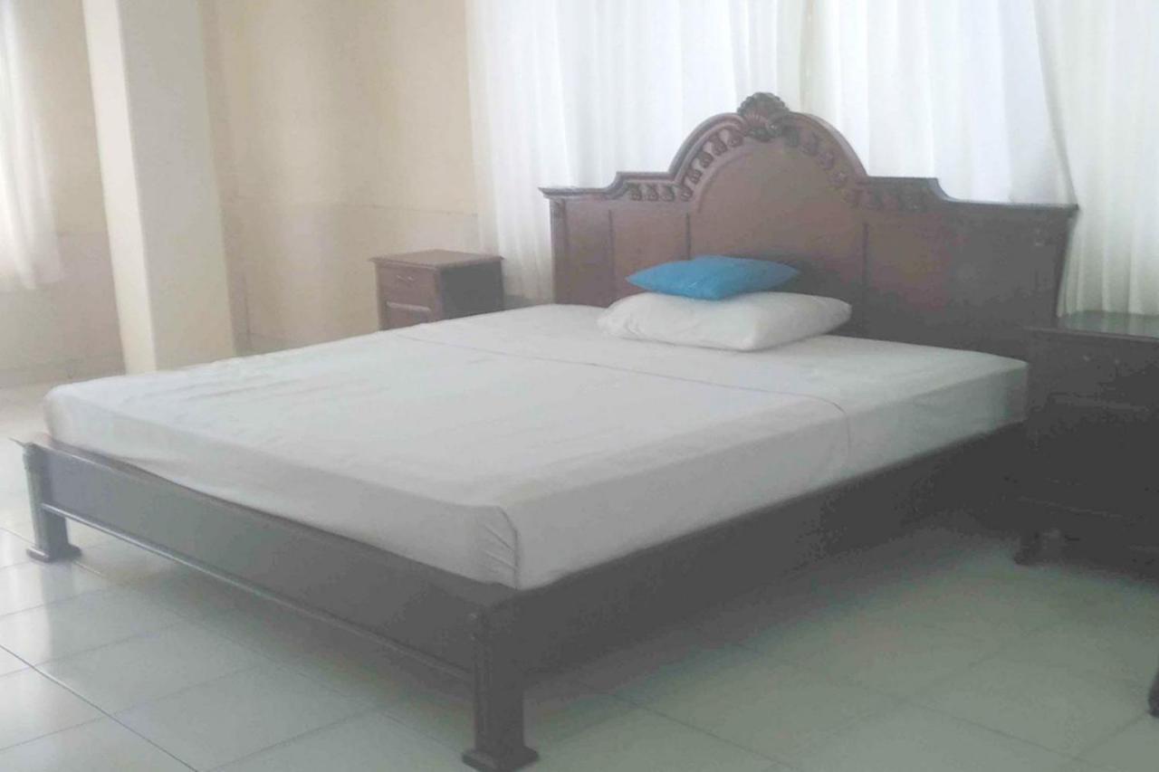 Oyo 2334 Melka Excelsior Hotel Singaraja Dış mekan fotoğraf