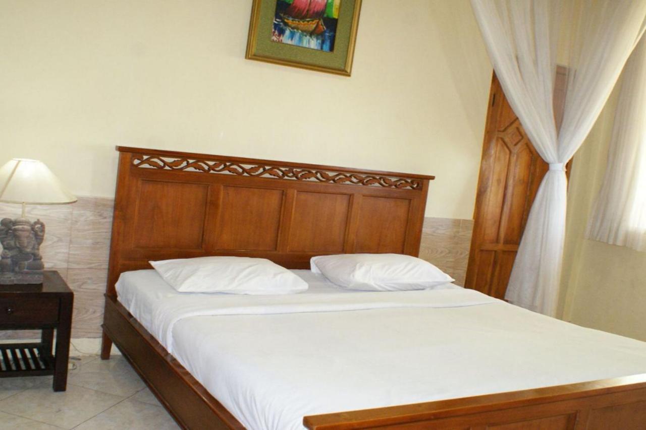 Oyo 2334 Melka Excelsior Hotel Singaraja Dış mekan fotoğraf